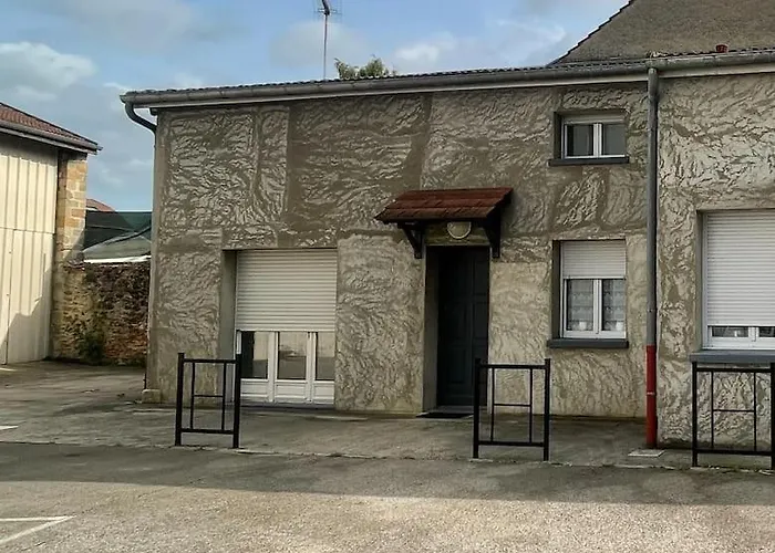 Au Calme - Maison Duplex Parking